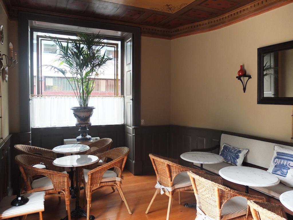 Mercador Guesthouse Порту Экстерьер фото